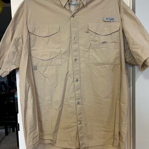 Columbia Men's Casual Tan Button-Down Shirt